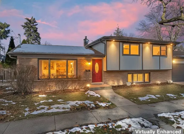 $829,900 | 700 Florence Drive, Park Ridge, IL 60068