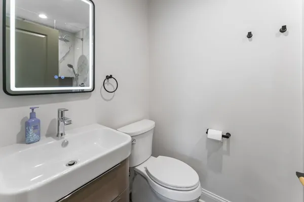 $829,900 | 700 Florence Drive, Park Ridge, IL 60068