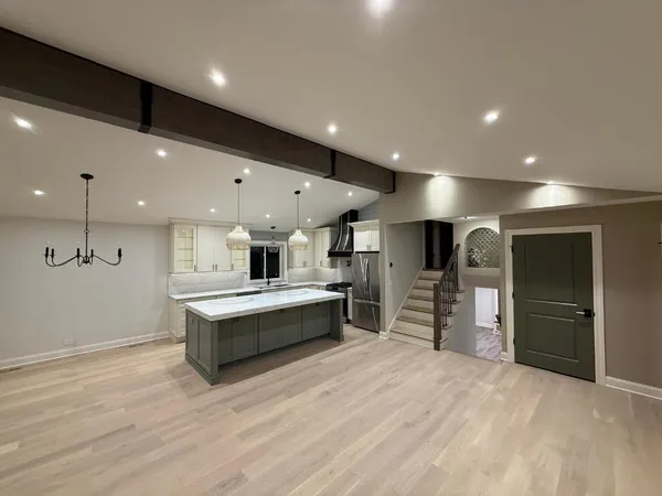 $829,900 | 700 Florence Drive, Park Ridge, IL 60068