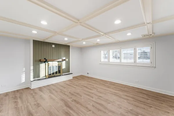 $829,900 | 700 Florence Drive, Park Ridge, IL 60068