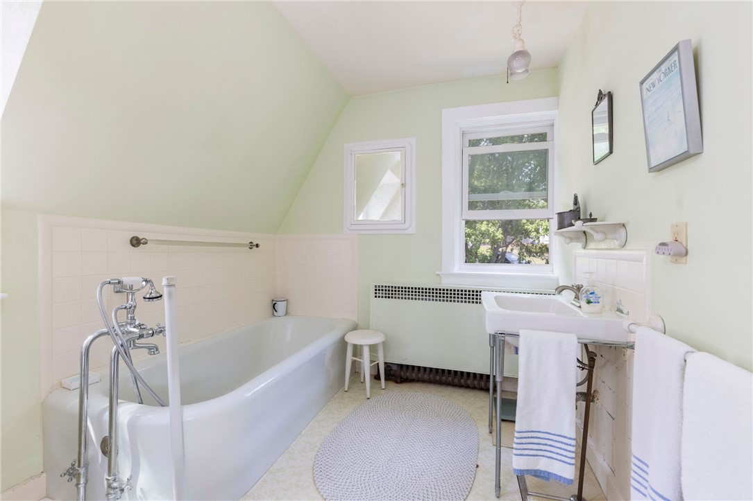 90 Rossini Road Westerly, RI 02891 - Photo 14 of 49