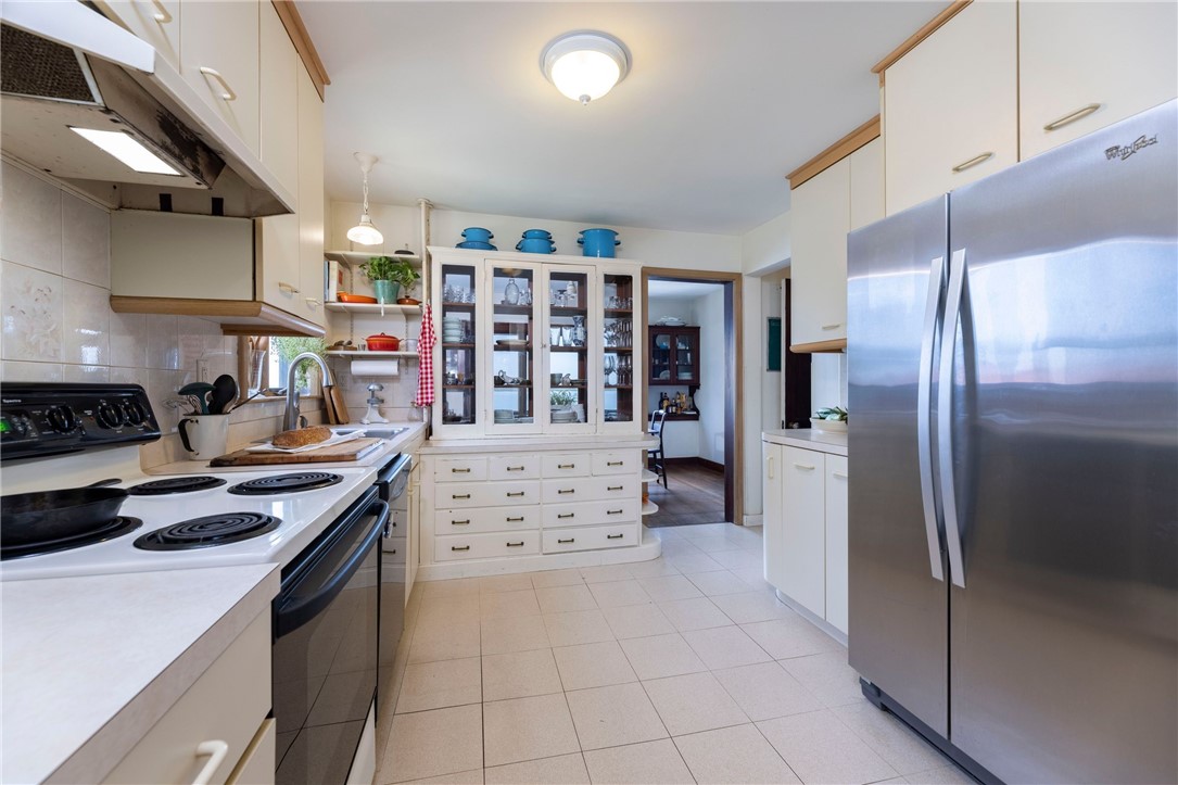 90 Rossini Road Westerly, RI 02891 - Photo 15 of 49