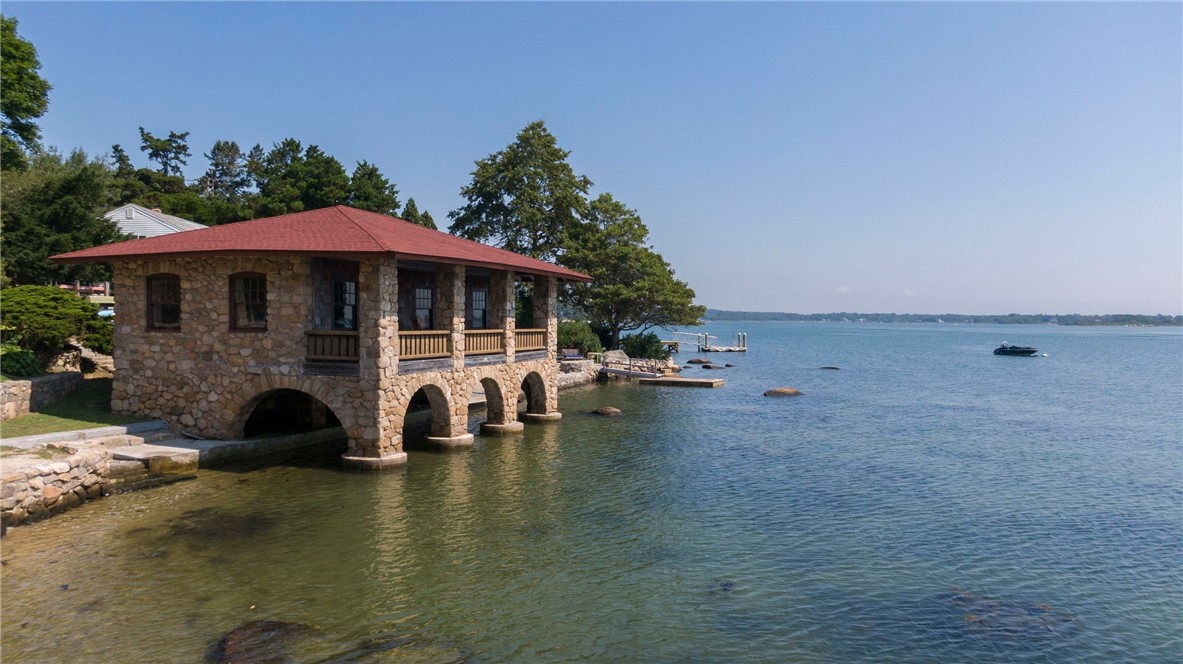 90 Rossini Road Westerly, RI 02891 - Photo 4 of 49