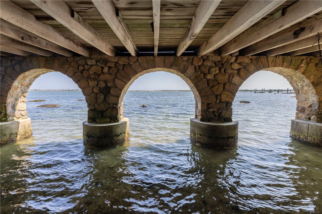 90 Rossini Road Westerly, RI 02891 - Photo 5 of 49