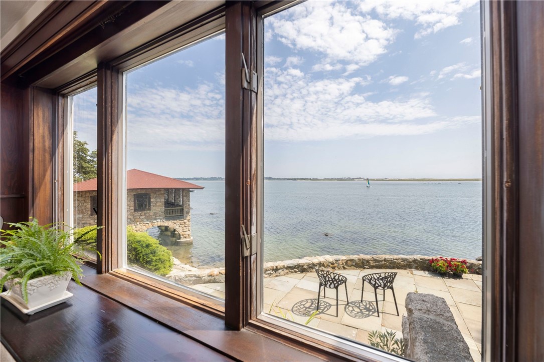 90 Rossini Road Westerly, RI 02891 - Photo 7 of 49