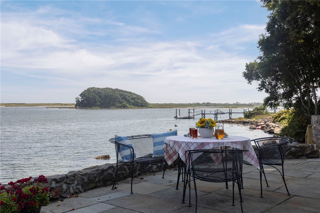 90 Rossini Road Westerly, RI 02891 - Photo 8 of 49