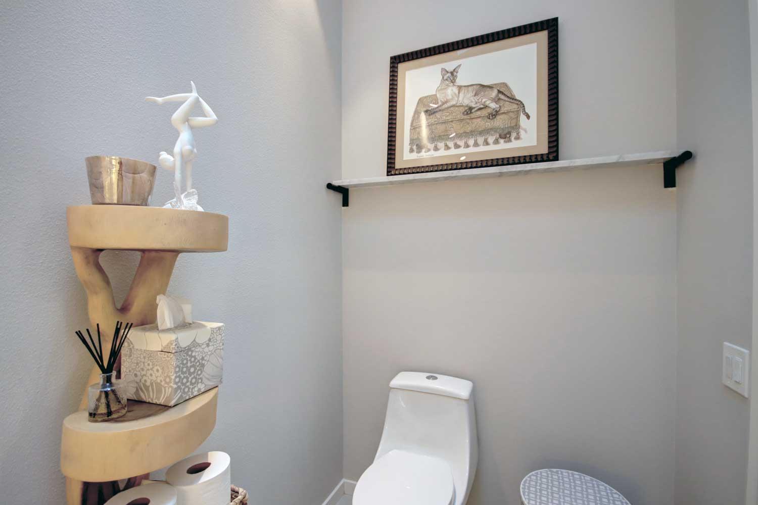 11418 Coloma Road Gold River, CA 95670 - Photo 31 of 40 a bathroom with a toilet and a sink