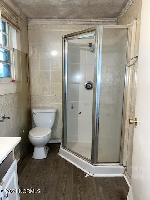 174 Mill Street Rockingham, NC 28379 - Photo 13 of 25 174 Mill St bathroom pt 2