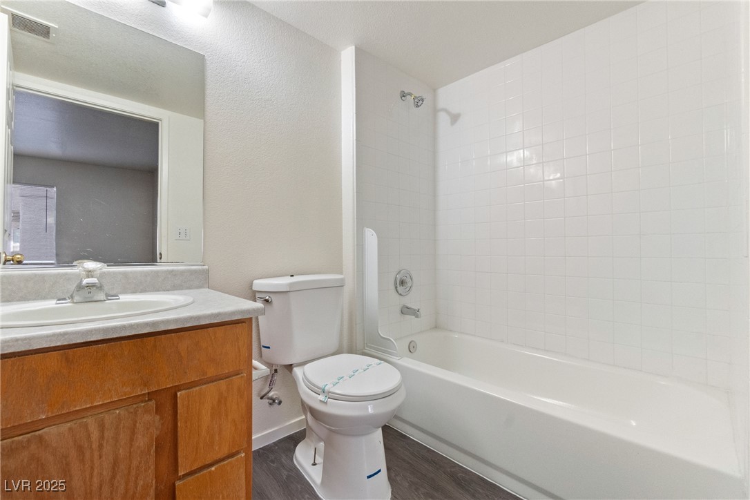 2200 Benmore Street, Unit 101 Las Vegas, NV 89108 - Photo 12 of 17