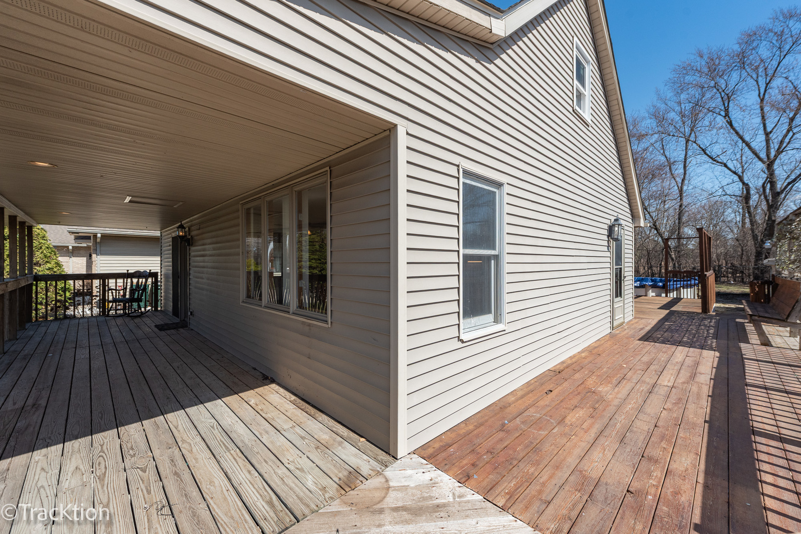 8829 Skyline Drive Burr Ridge, IL 60527 - Photo 20 of 32 a view interior of the house