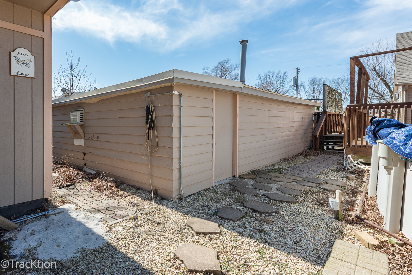 8829 Skyline Drive Burr Ridge, IL 60527 - Photo 24 of 32 a view of a small house