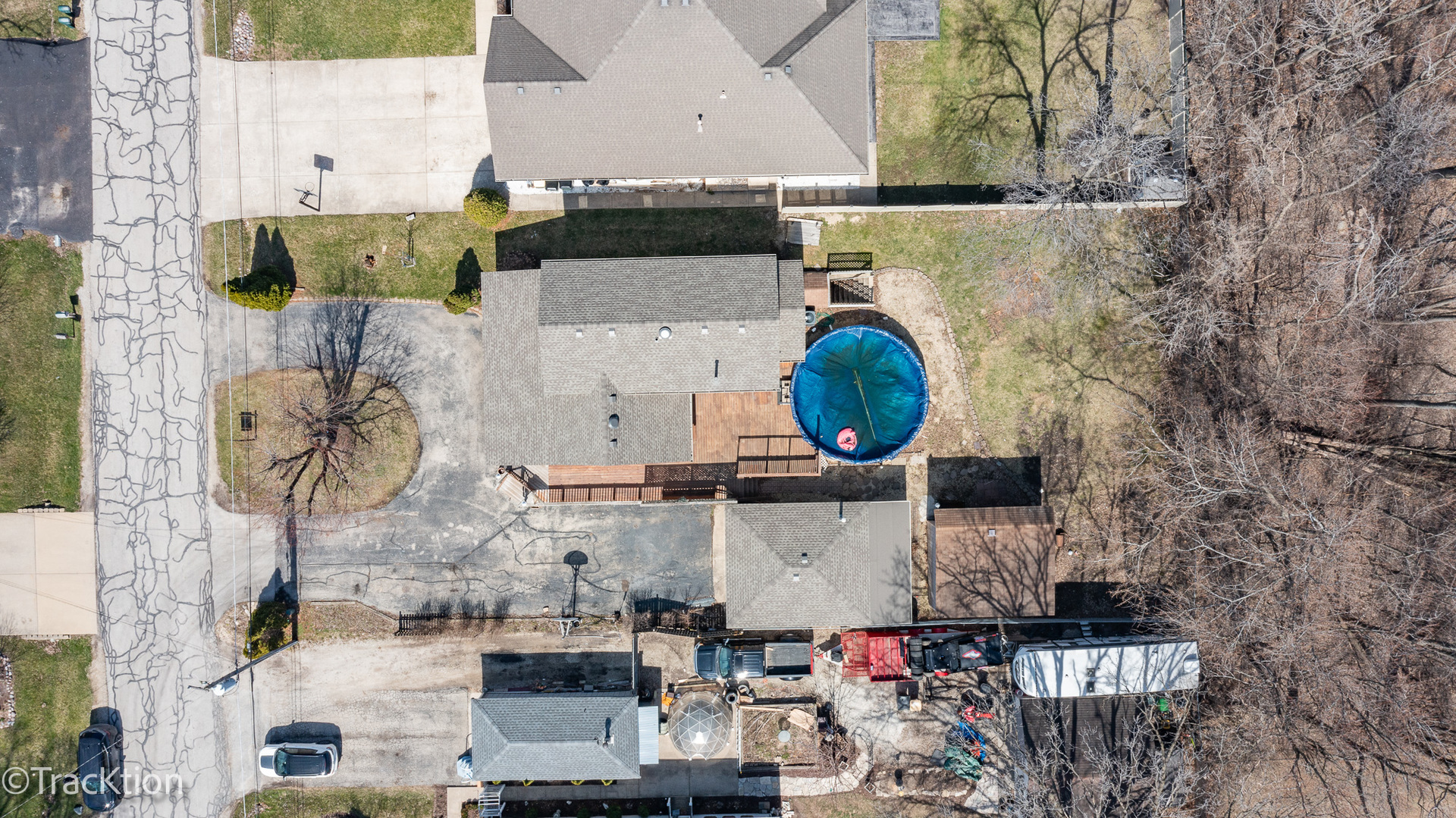 8829 Skyline Drive Burr Ridge, IL 60527 - Photo 29 of 32 a bird view of a house