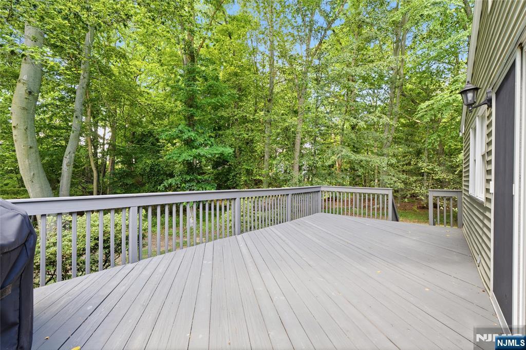 28 Delbrook Road Morris Plains, NJ 07950 - Photo 34 of 41