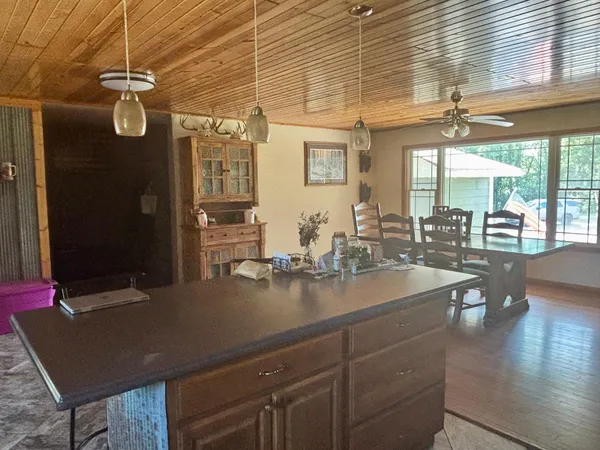 $595,000 | 34670 Laser Avenue, Redwood Falls, MN 56283