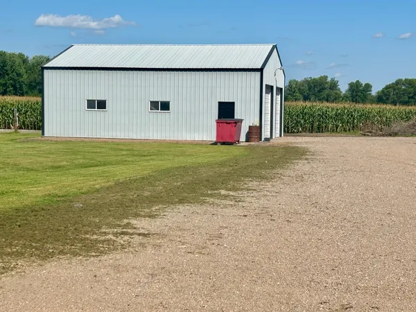 $595,000 | 34670 Laser Avenue, Redwood Falls, MN 56283