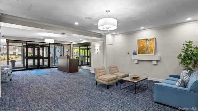 $275,000 | 20 Old Mamaroneck Road, Unit 2D, White Plains, NY 10605