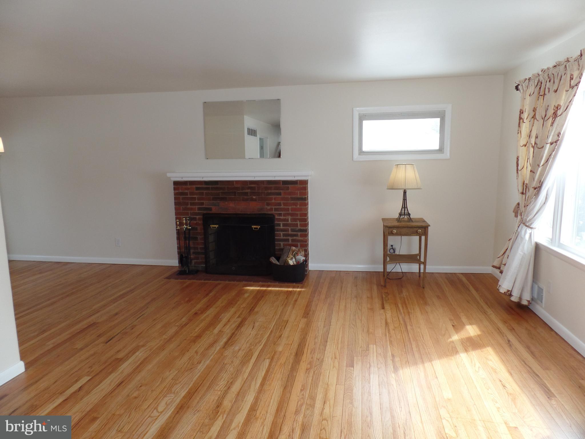 3512 Ridgeway Road Harrisburg, PA 17109 - Photo 4 of 26 Gallery Image 4