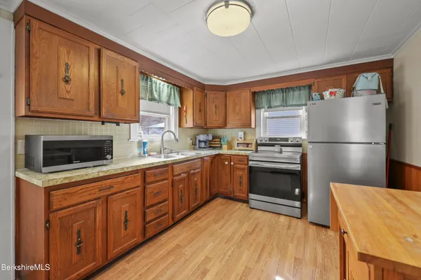 $249,900 | 99 North Summer Street, Adams, MA 01220