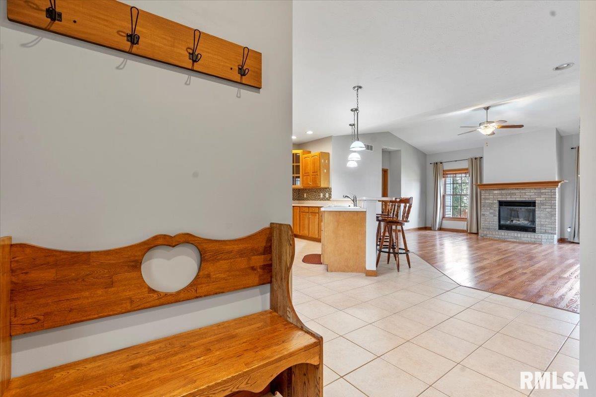 2713 Haverhill Road Springfield, IL 62711 - Photo 6 of 40
