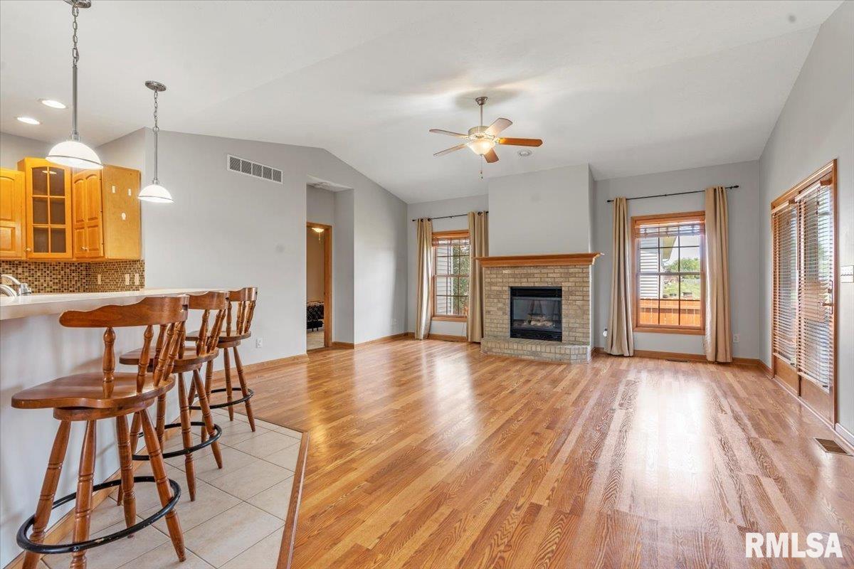 2713 Haverhill Road Springfield, IL 62711 - Photo 10 of 40