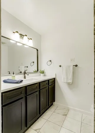 $268,900 | 6023 East University Boulevard, Unit 204, Dallas, TX 75206