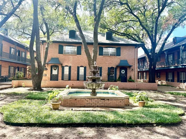 $268,900 | 6023 East University Boulevard, Unit 204, Dallas, TX 75206