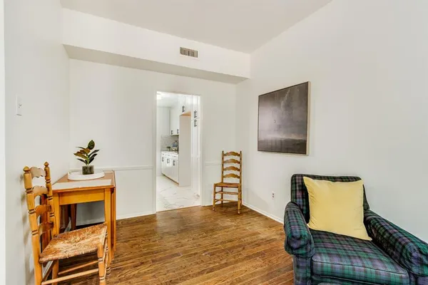 $268,900 | 6023 East University Boulevard, Unit 204, Dallas, TX 75206