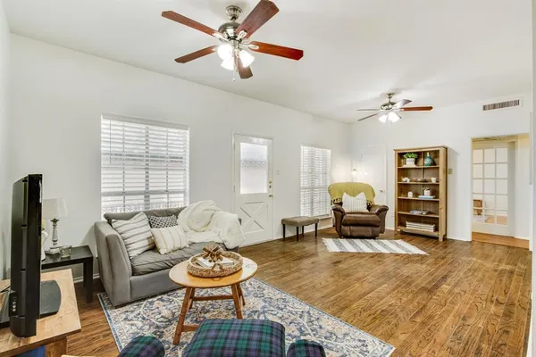 $268,900 | 6023 East University Boulevard, Unit 204, Dallas, TX 75206