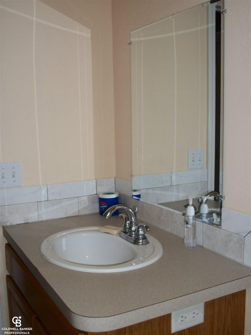 2460 Harrington Road Croswell, MI 48422 - Photo 47 of 85