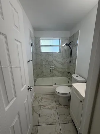 $258,000 | 10393 North Kendall Drive, Unit U7, Miami, FL 33176