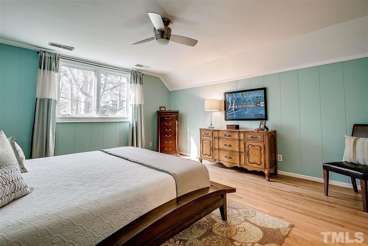 215 Pineview Road Durham, NC 27707 - Photo 14 of 25 Gallery Image 14