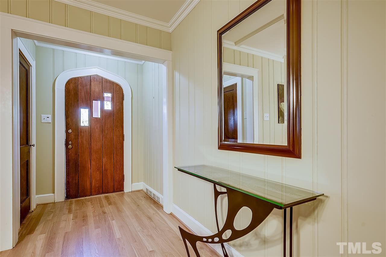 215 Pineview Road Durham, NC 27707 - Photo 3 of 25 Gallery Image 3