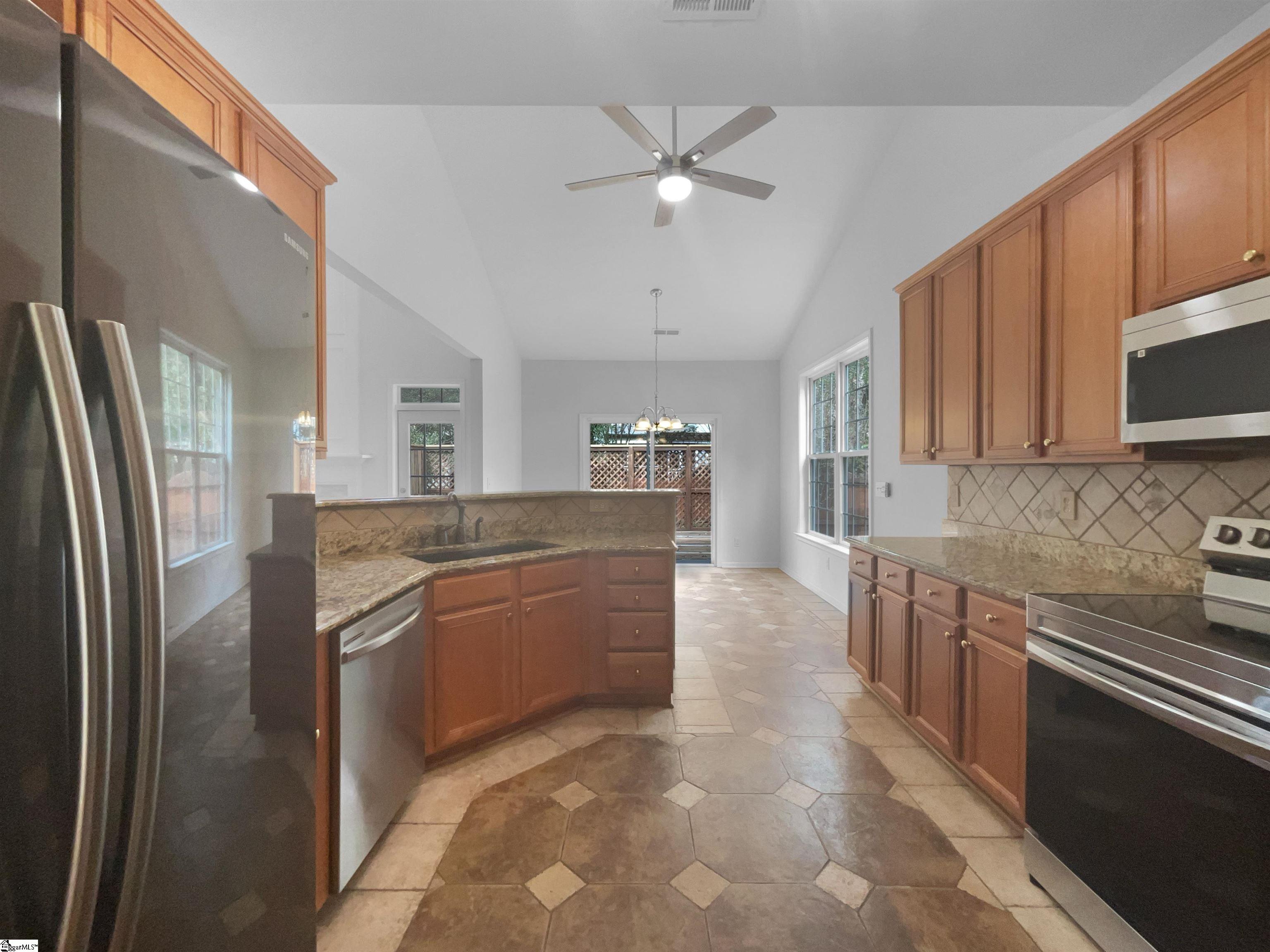 314 Stayman Court Simpsonville, SC 29681 - Photo 11 of 30