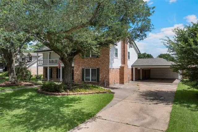 $340,000 | 8114 Coolshire Lane, Houston, TX 77070