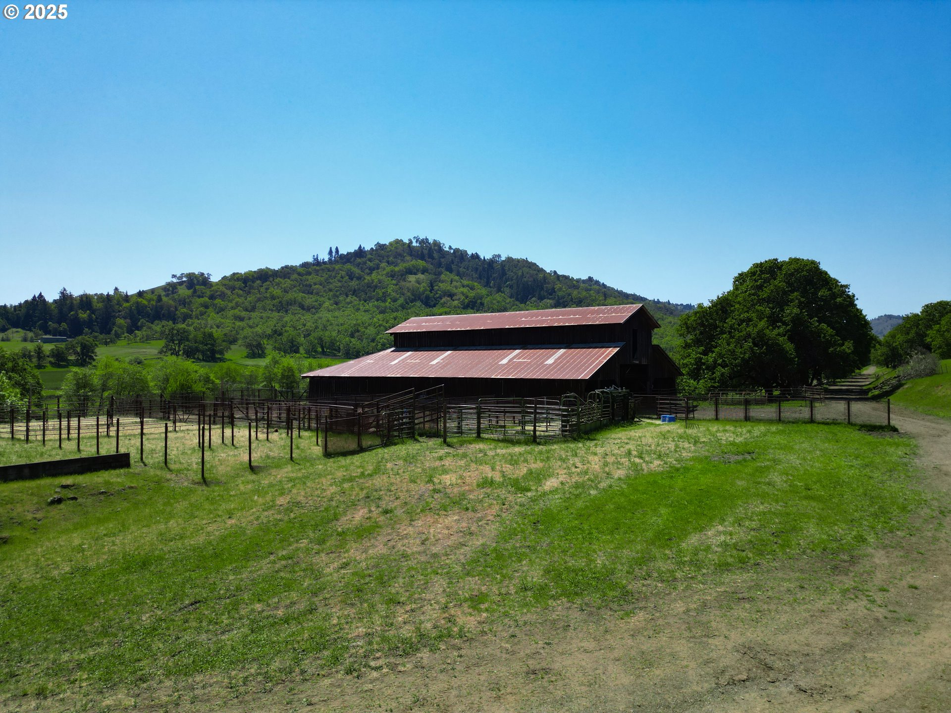 1104 Rio Nes Lane Roseburg, OR 97470 - Photo 38 of 47