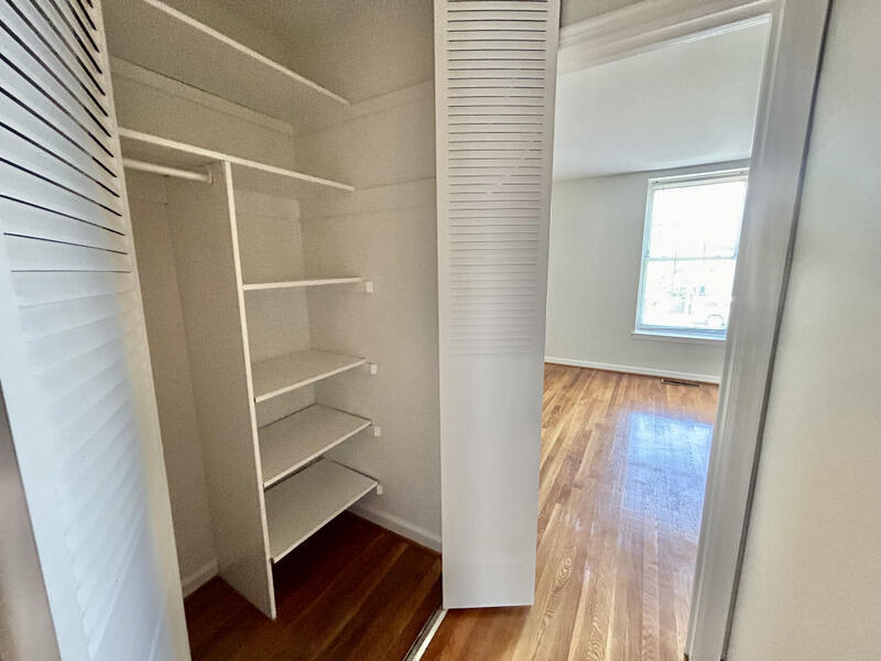 1801 Grandin Road Southwest, Unit 2016 SHERWOOD Roanoke, VA 24015 - Photo 21 of 31 IMG_5109