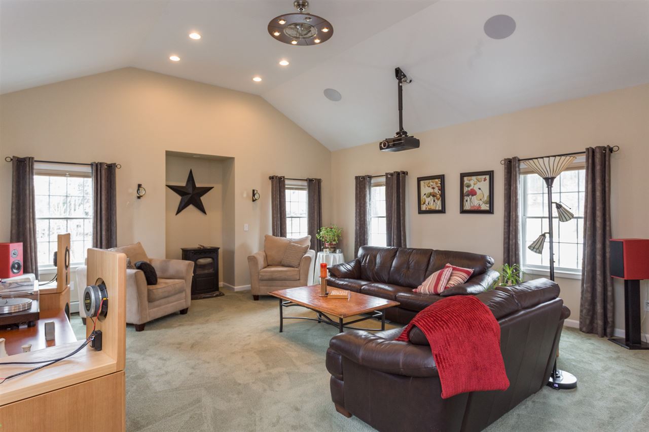 5 Lovell Road Stratham, NH 03885 - Photo 11 of 35
