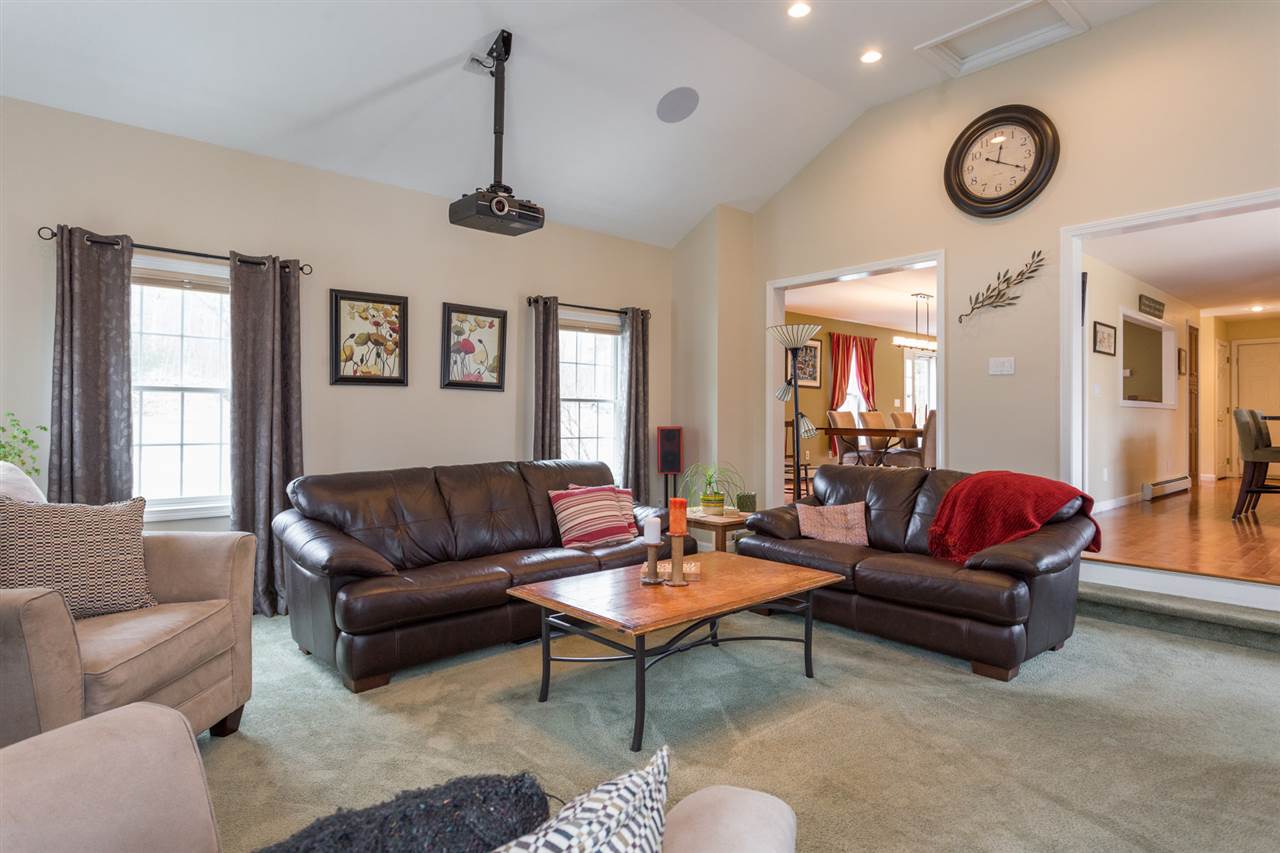 5 Lovell Road Stratham, NH 03885 - Photo 12 of 35