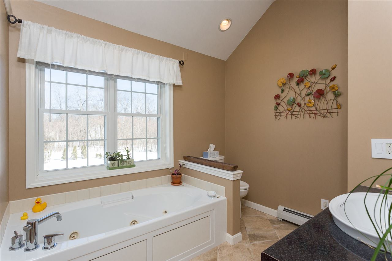5 Lovell Road Stratham, NH 03885 - Photo 19 of 35