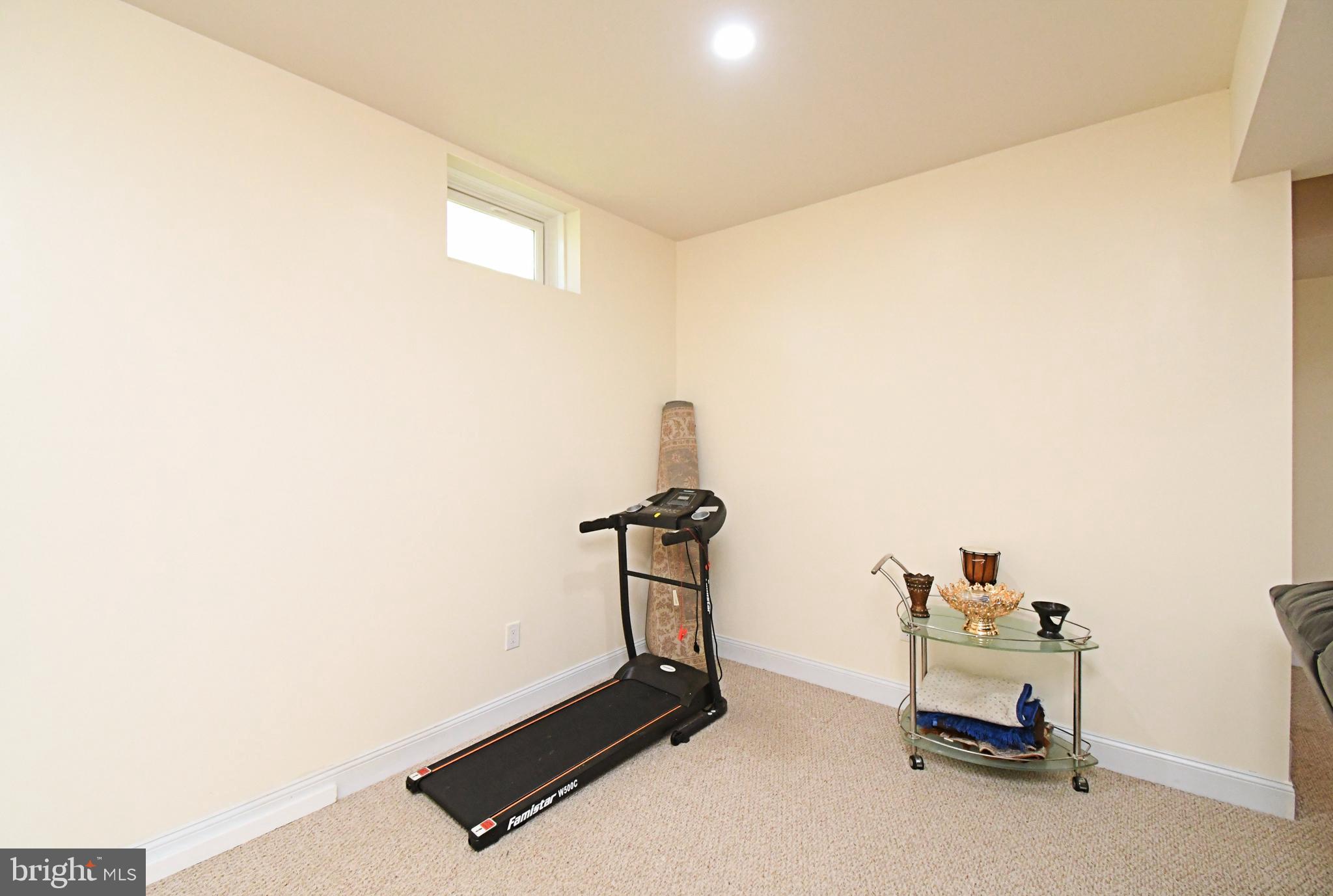 13113 Worthington Road Philadelphia, PA 19116 - Photo 48 of 63