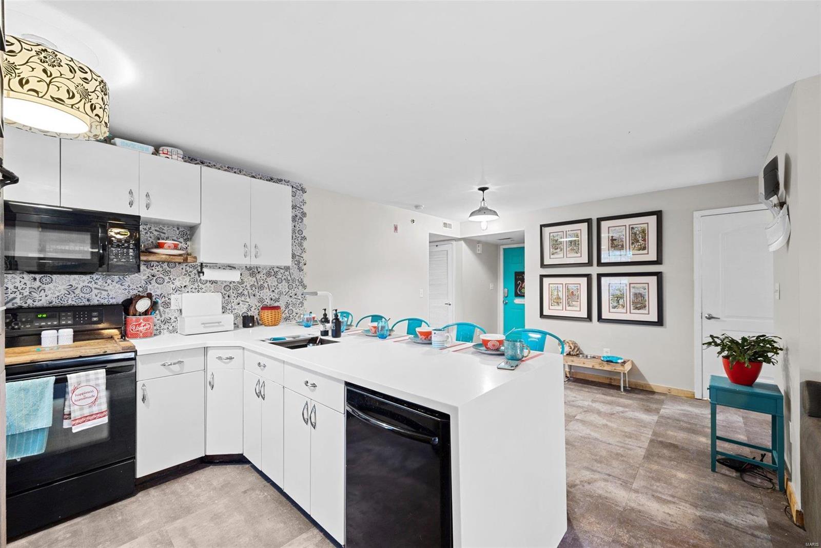 1102 Spring Creek Lane O'Fallon, MO 63368 - Photo 7 of 16