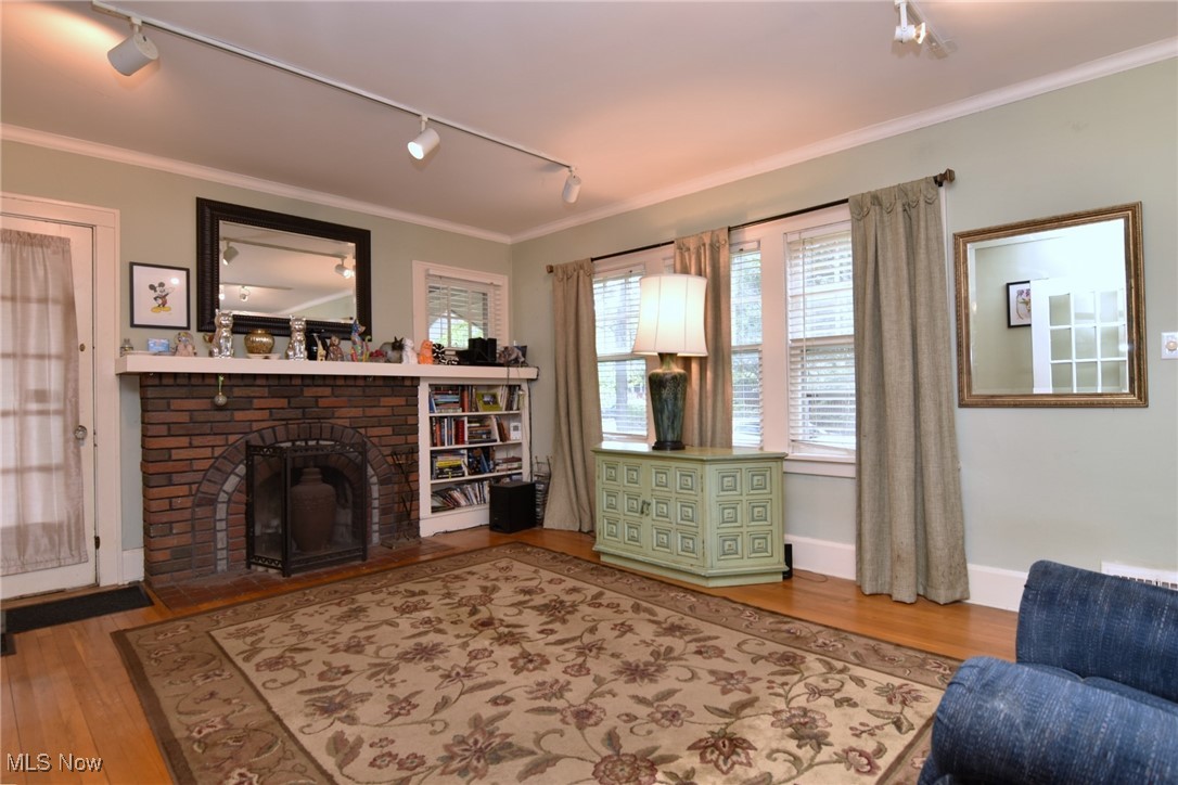 1165 Pomona Road Cleveland Heights, OH 44121 - Photo 5 of 27