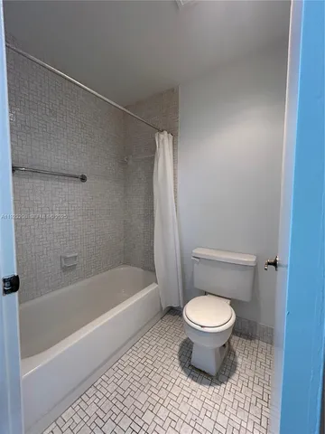 $269,777 | 534 Briarwood Circle, Unit 148, Hollywood, FL 33024