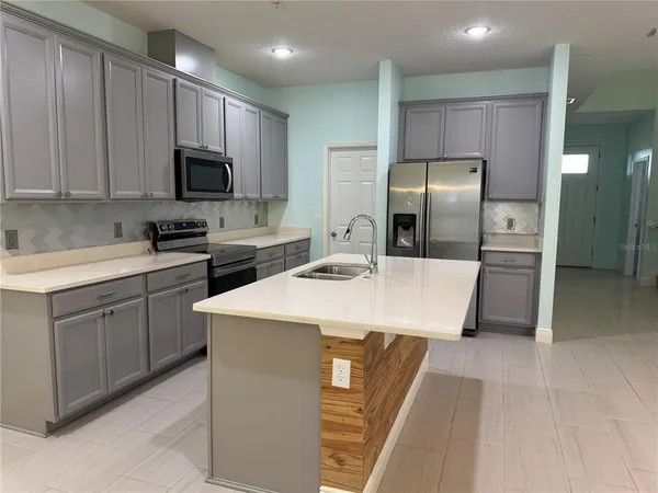 $2,880 | 9743 Amber Chestnut Way, Winter Garden, FL 34787