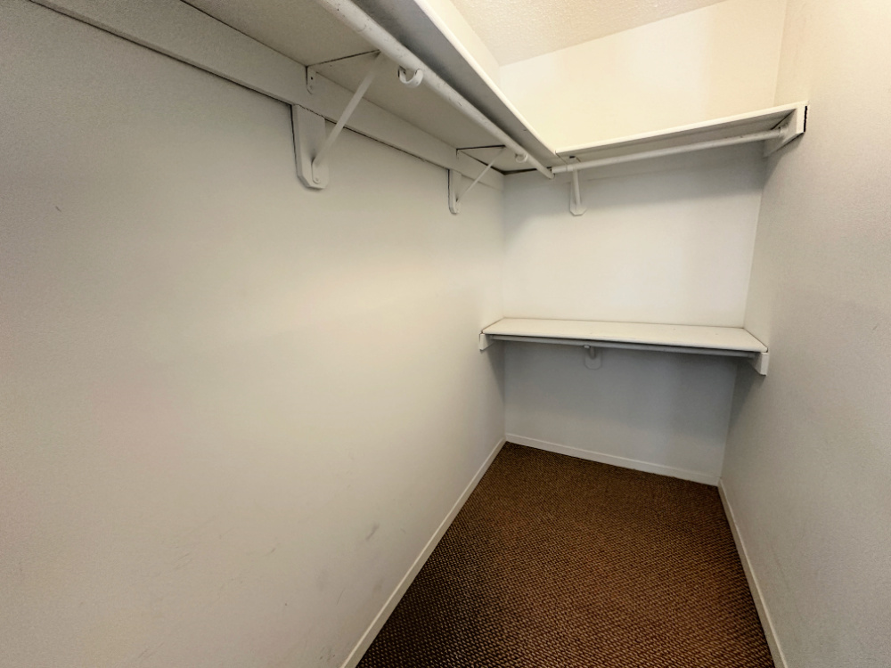 1340 Brook Street, Unit F St. Charles, IL 60174 - Photo 6 of 10 a view of a room with shelf