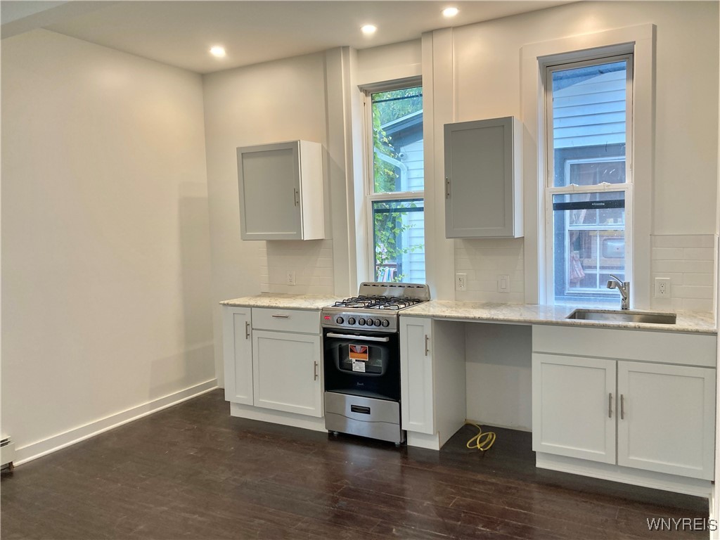 58 Trinity Place, Unit 7 Buffalo, NY 14201 - Photo 3 of 9