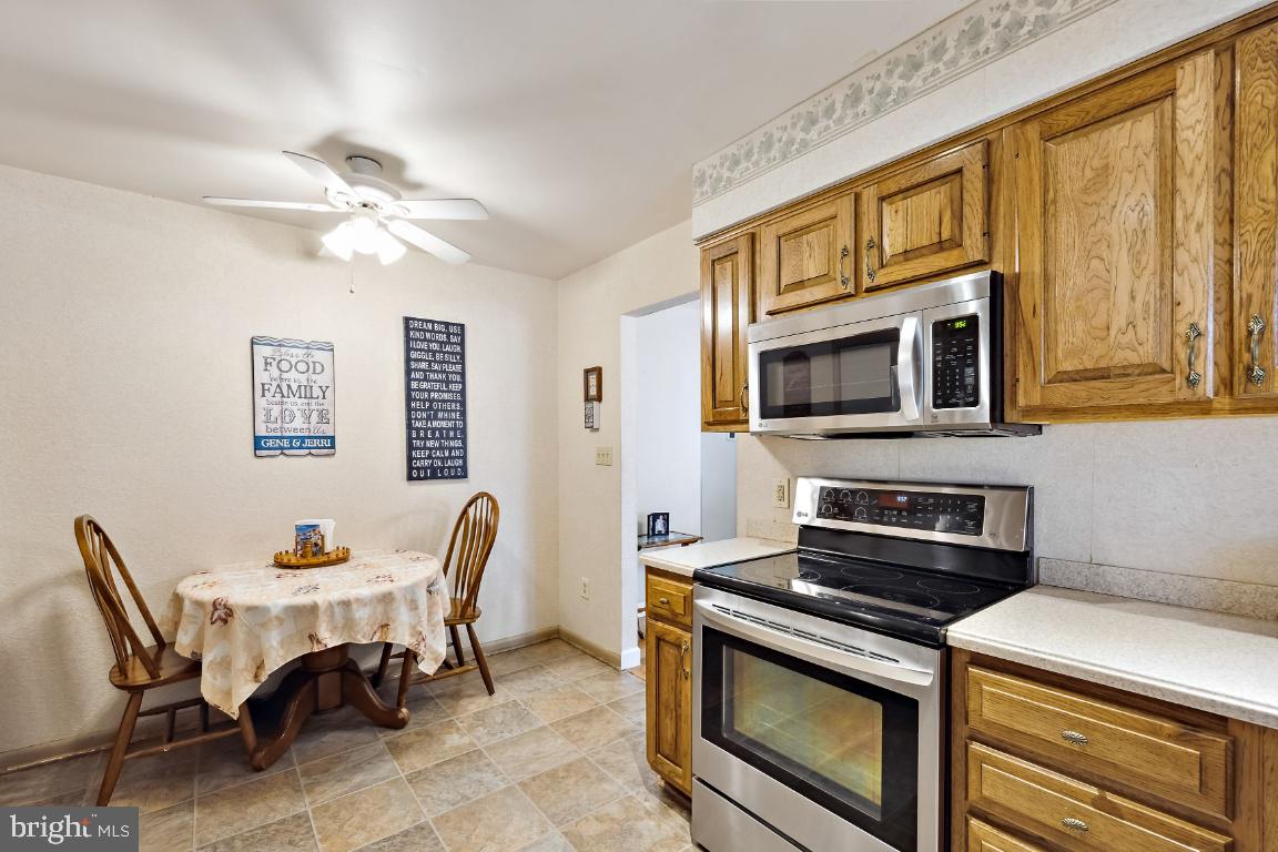 904 Lucabaugh Mill Road Westminster, MD 21157 - Photo 11 of 35 Gallery Image 11