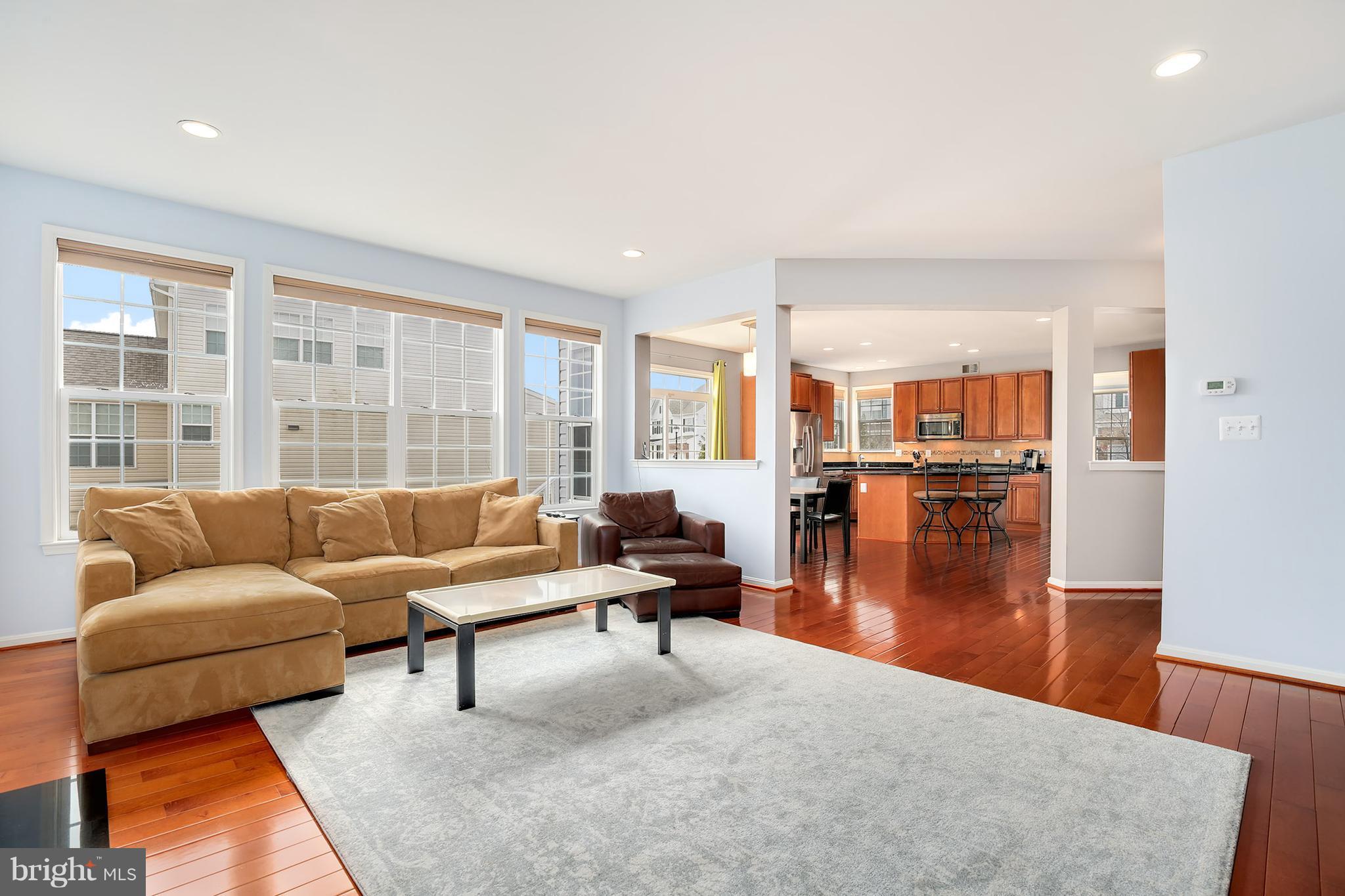 2313 Sweet Meadow Road Baltimore, MD 21209 - Photo 14 of 30 Family Room