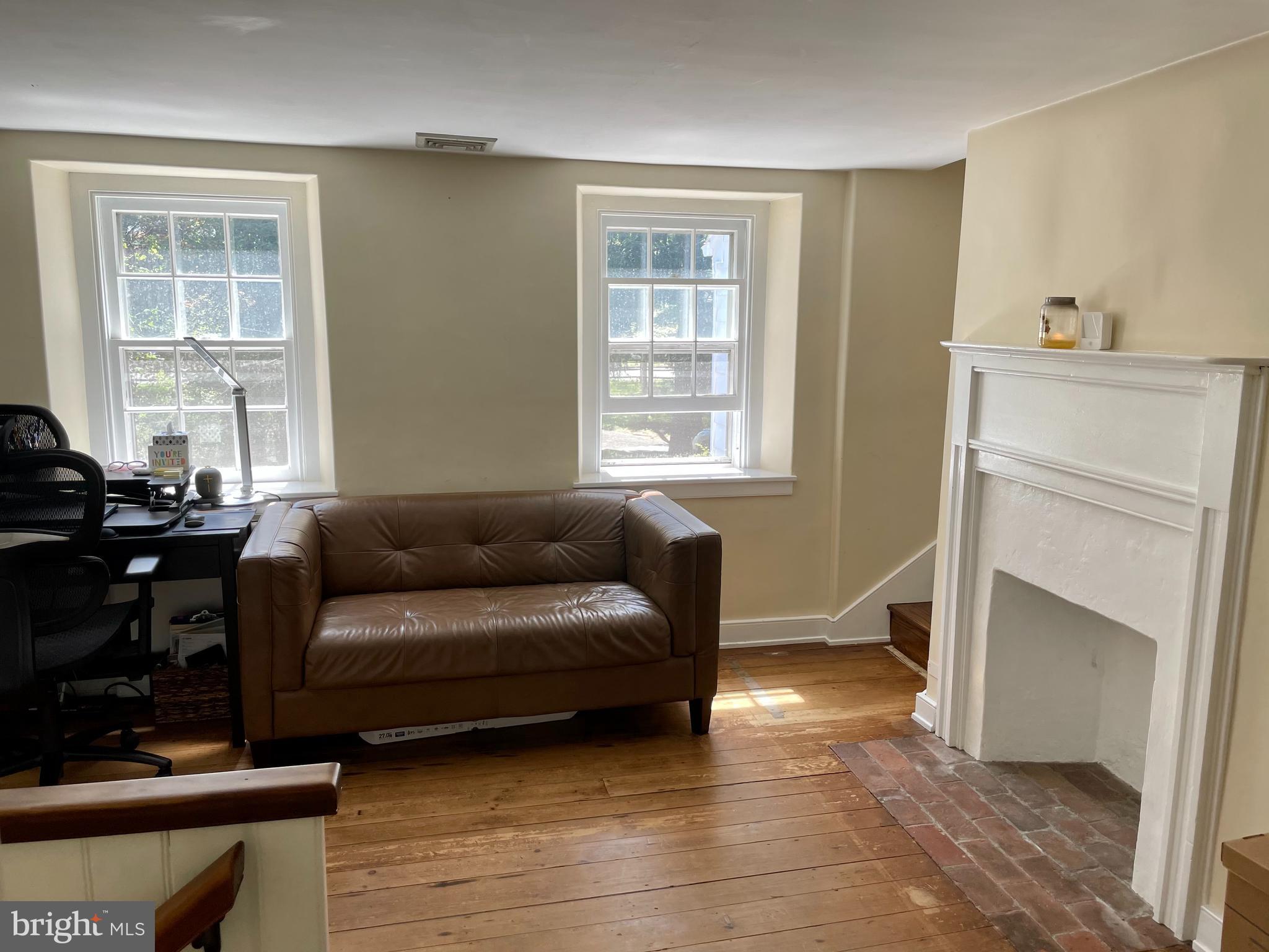 7708 Oak Lane Road Cheltenham, PA 19012 - Photo 25 of 32 Upstairs bonus area makes a great office nook!