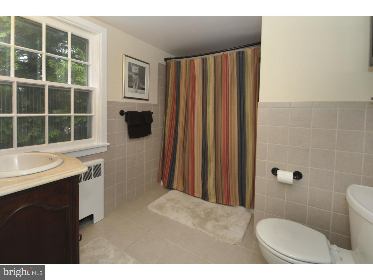 7708 Oak Lane Road Cheltenham, PA 19012 - Photo 29 of 32 Bathroom